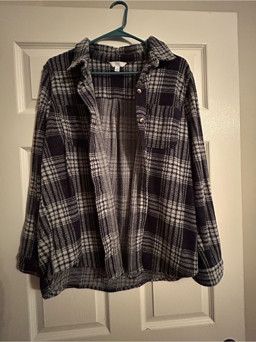 Time and Tru Black & White Plaid Shirt Jacket
